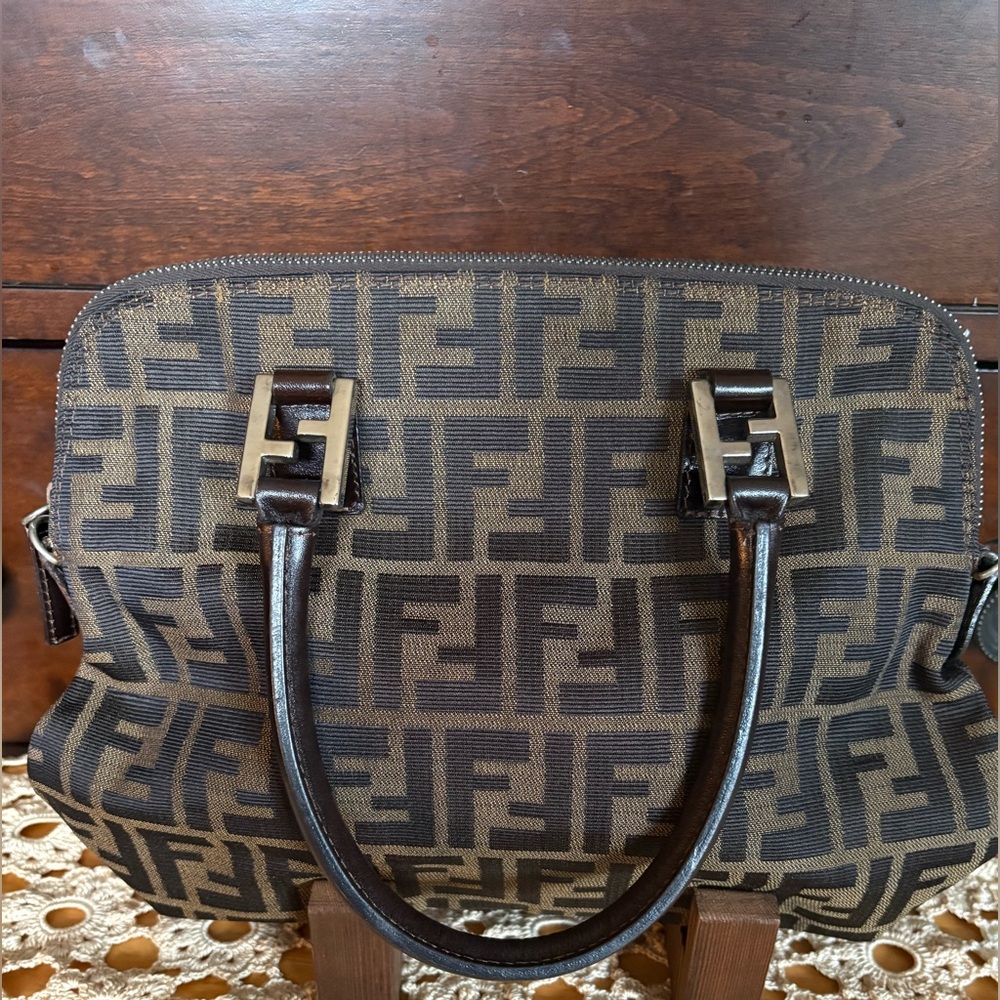 👜  Very Gently Used Fendi Zucca 2Way Canvas Leather Brown/Black Crossbody Bag
